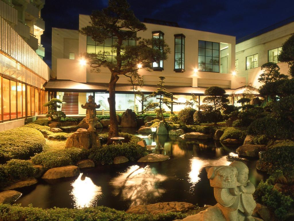 Готель 楽気ハウス甲斐路 Raki House Kaiji Fuefuki Екстер'єр фото